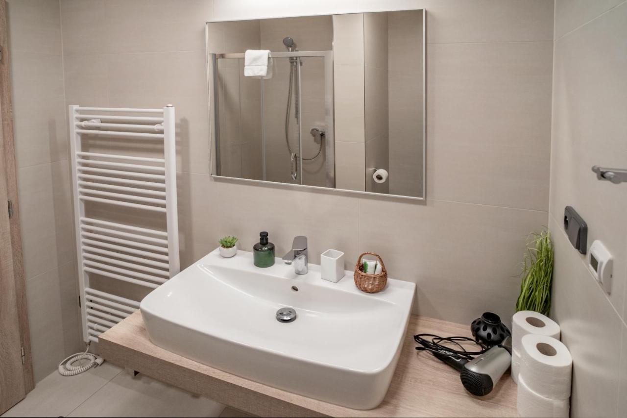 Sepekov Hotel Smrz מראה חיצוני תמונה