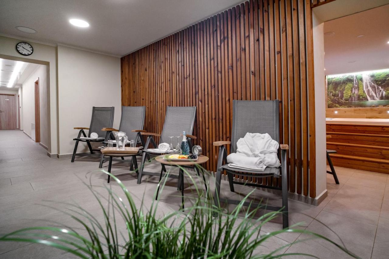 Sepekov Hotel Smrz מראה חיצוני תמונה