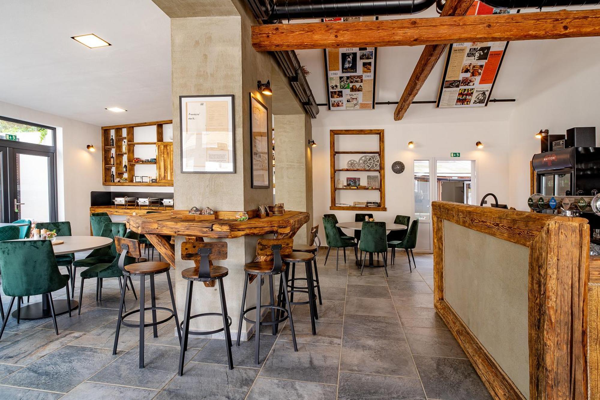 Sepekov Hotel Smrz מראה חיצוני תמונה